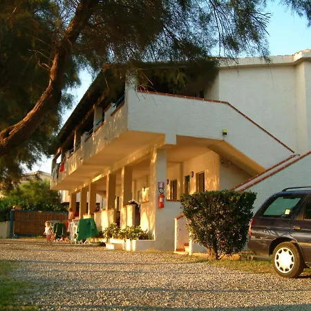 Residence La Darsena Isola Di Capo Rizzuto Exterior photo